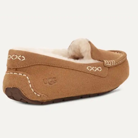 UGG • Ansley Moccasins • Women’s - Picture 2 of 15